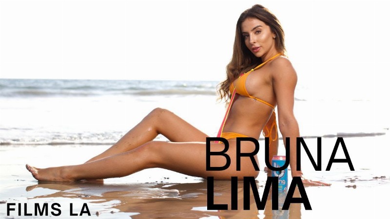Bruna Lima Beach Bikini Show