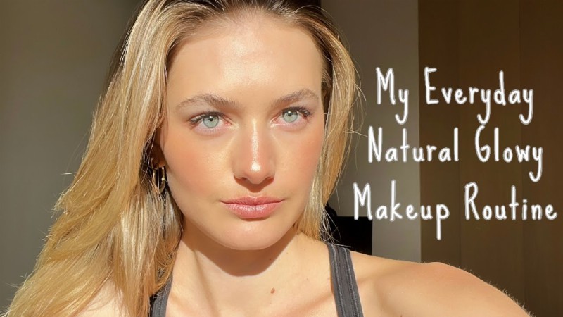 image 0 My Everyday Natural Glowy Makeup Routine : Model Look : Sanne Vloet